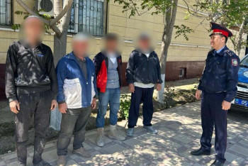 Фотография к новости: В Туркестанской области за двое суток выдворили из страны 50 иностранцев