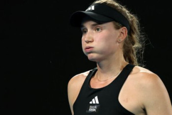 Фотография к новости: Елена Рыбакина получила травму на турнире в Штутгарте