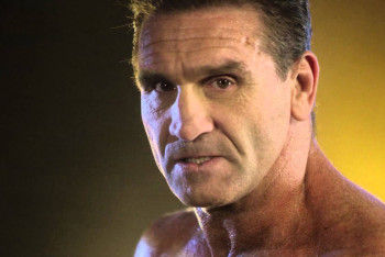 Фотография к новости: Легендарный боец пожертвует свой мозг для исследований