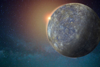 Фотография к новости: Ретроградный Mеркурий: астрологи рассказали, чего нельзя делать до 15 мая