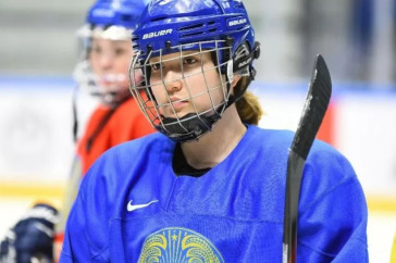 Фотография к новости: Обидным поражением завершился для Казахстана женский чемпионат мира по хоккею