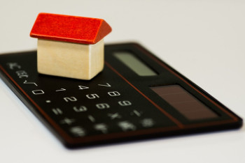 Фотография к новости: В Караганде приостановка ипотечных программ ударила по бизнесу