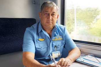 Фотография к новости: Дорога длиной в 36 лет.  История начальника поезда из семейной династии железнодорожников