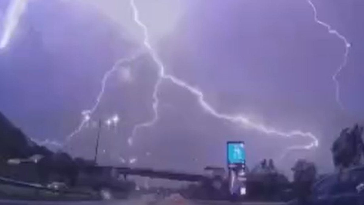  скриншот с видео