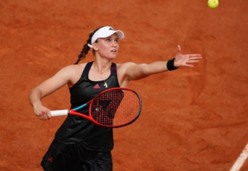 Фотография к новости: Елена Рыбакина сыграла в Риме