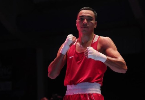 Фотография к новости: Казахcтанец побил девятикратного чемпиона на старте ЧМ-2023 по боксу в Ташкенте