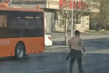 Фотография к новости: Мужчину с ножом обезвредили в центре Павлодара