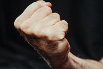 Фотография к новости: Видео жестокого избиения подростка в Кызылординской области оказалось фейком