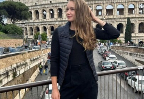 Фотография к новости: Елена Рыбакина показала атмосферные фото с выходных в Италии