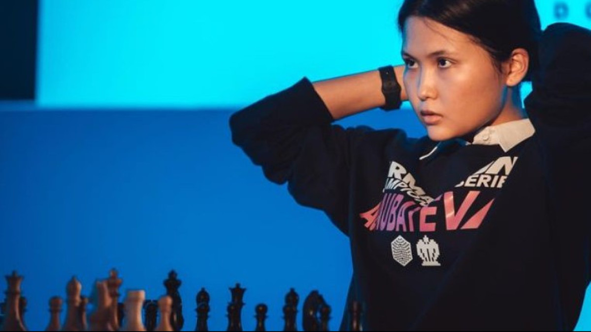  instagram.com/bibisarachess