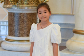 Фотография к новости: Президент Казахстана исполнил мечту первоклассницы из Астаны