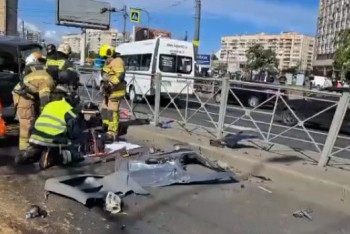 Фотография к новости: В Санкт-Петербурге столкнулись 12 автомобилей