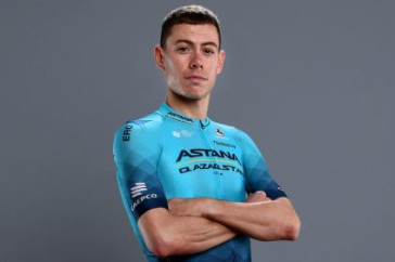 Фотография к новости: Гонщик "Астаны" стал 54-м на третьем этапе "Критериума Дофине"