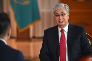 Фотография к новости: "У нас достойный президент" - депутаты о реформах Токаева