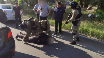 Фотография к новости: Спецоперация в курортной зоне Бурабай: УБОП задержал банду вымогателей