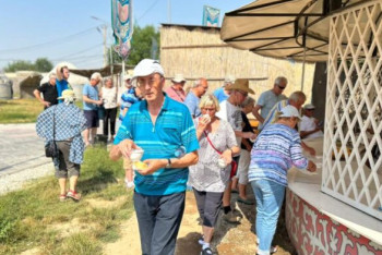 Фотография к новости: "Гуд, бауырсаки гуд". Немцы остались в восторге от кухни Шымкента