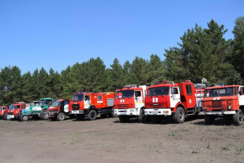 Фотография к новости: Высокая пожарная опасность в Костанайской области: техника приведена в полную боевую готовность