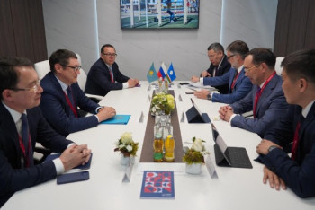 Фотография к новости: QazaqGaz и Газпром подписали договор о транзите российского газа в Узбекистан