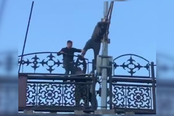 Фотография к новости: Карагандинец пытался покончить с собой из-за свадьбы бывшей жены