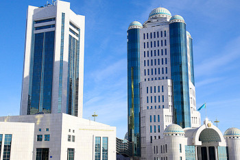 Фотография к новости: Кошанов созвал совместное заседание парламента на 30 июня