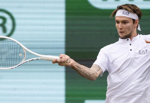 Фотография к новости: Бублик принял неожиданное решение после своей исторической победы