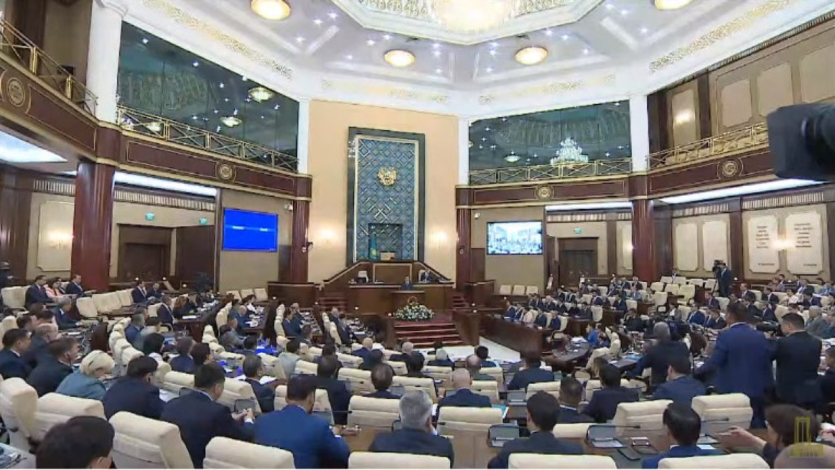  youtube.com/@mazhilis_kz