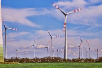 Фотография к новости: Казахстан хочет увеличить долю ВИЭ в энергобалансе до 15% к 2030 году — правительство