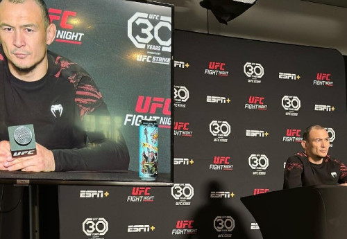 Фотография к новости: Боец по прозвищу "Казах" проиграл американцу