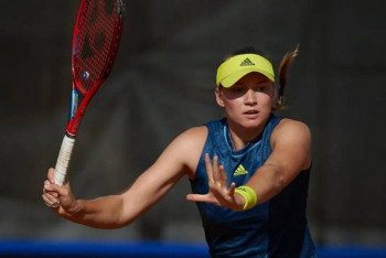 Фотография к новости: Топовая теннисистка убирает изображения Елены Рыбакиной с Уимблдона-2023