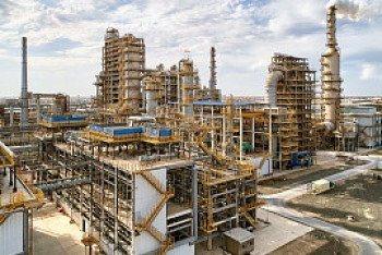 Фотография к новости: На АНПЗ аварийно остановлены почти все установки