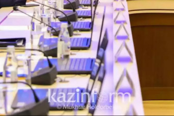 Фотография к новости: За какие заслуги ещё трое казахстанцев стали почётными гражданами Астаны