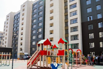 Фотография к новости: Более 300 семей дольщиков получили жильё в Астане