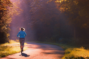 Фотография к новости: Жителям трёх городов Казахстана в субботу рекомендуют меньше гулять
