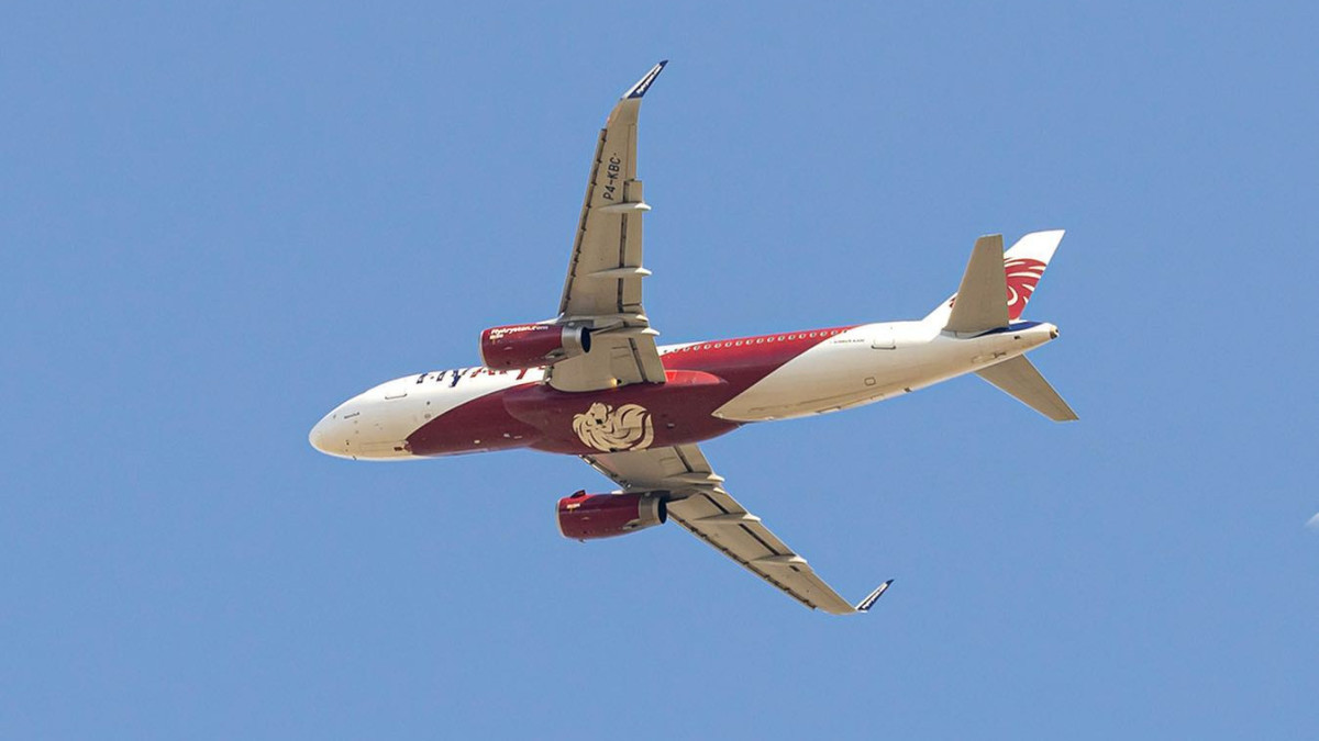  Facebook / FlyArystan