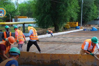 Фотография к новости: Пробки в Алматы: для разгрузки проспекта аль-Фараби запустили реверсивное движение