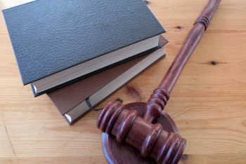 Фотография к новости: Извинений не будет: решение по иску музыканта Рузахунова к МВД оставлено без изменения