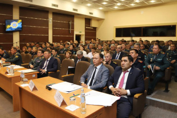 Фотография к новости: Все поставленные задачи министерством выполнены - в МЧС прошло заседание коллегии