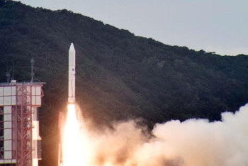 Фотография к новости: Ракета‑носитель Epsilon S взорвалась в Японии