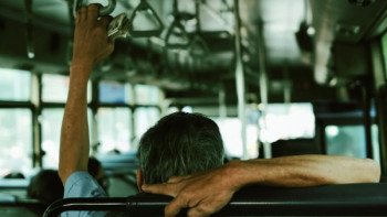 Фотография к новости: Непотребства в автобусе: полиция Караганды устанавливает личность извращенца