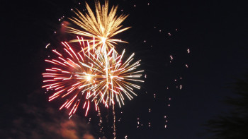 Фотография к новости: Власти Павлодара ради экологии планируют отказаться от салютов