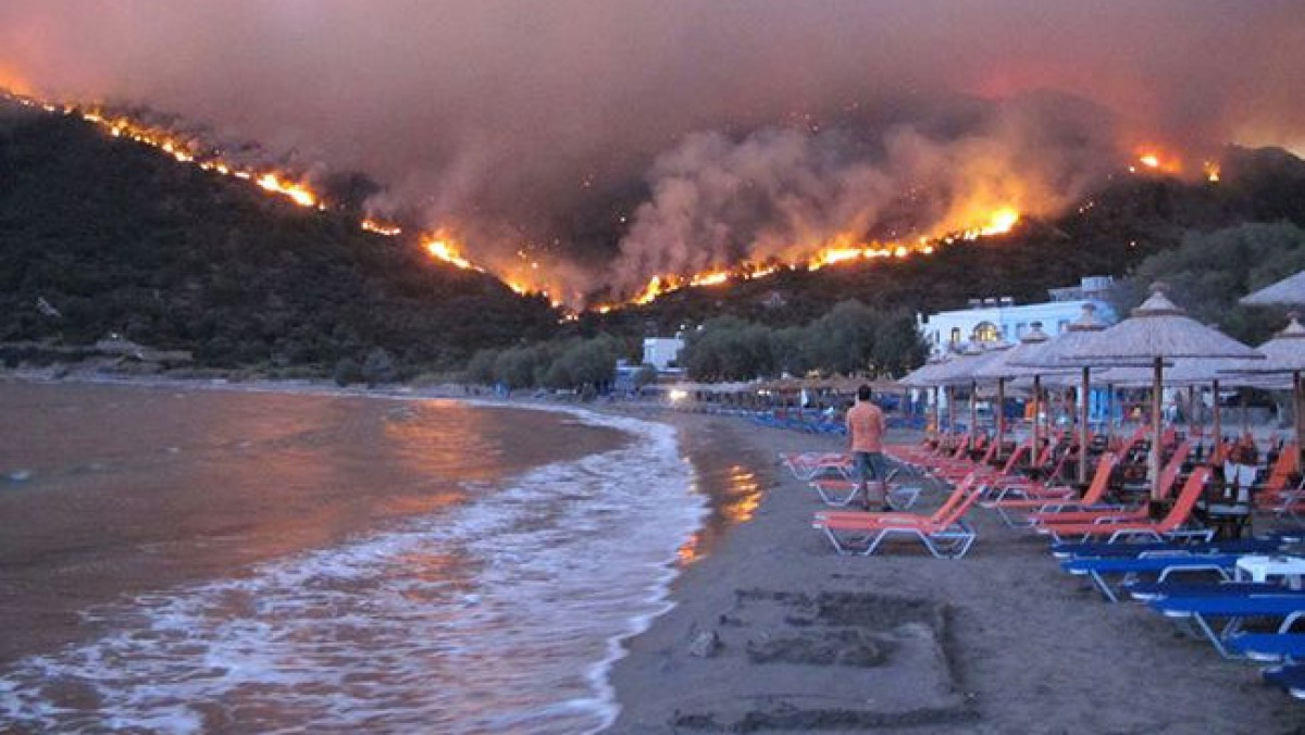  twitter.com/Xristina_Mar