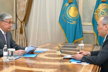 Фотография к новости: Возвращены активы на 94 миллиарда тенге: Токаев принял главу АФМ