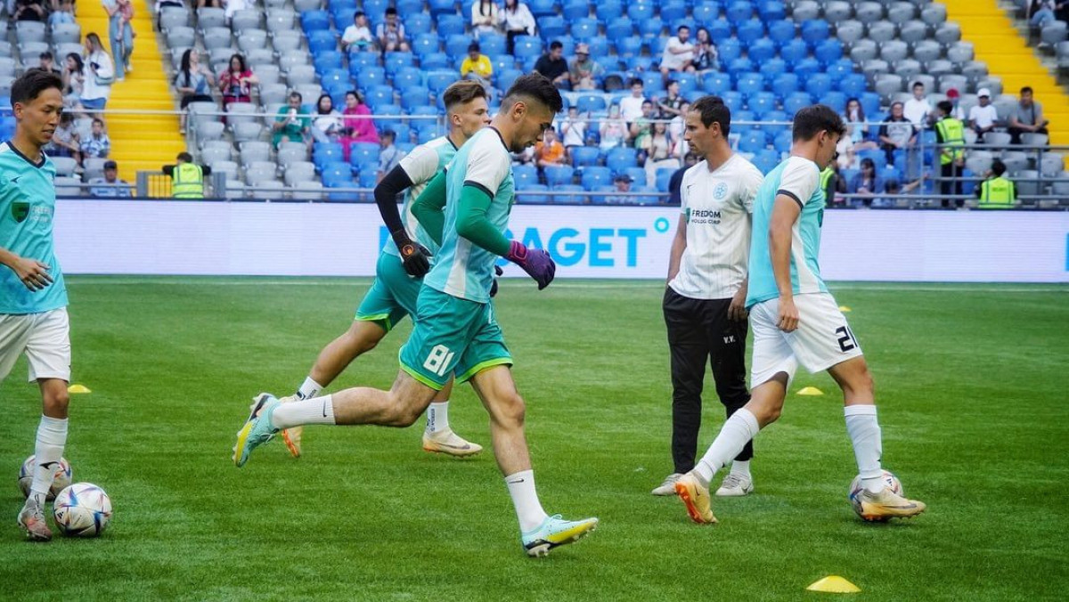  Instagram / superbol.kz