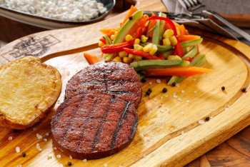 Фотография к новости: Диетолог назвала опасные для желудка продукты