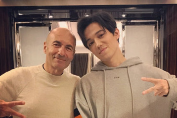 Фотография к новости: Димаш Кудайберген поздравил Игоря Крутого