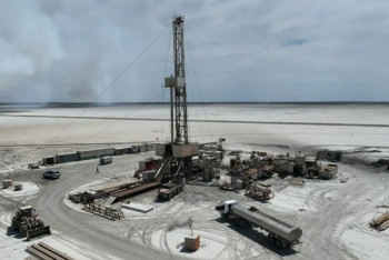 Фотография к новости: Крупная утечка метана в Казахстане: в "Бузачи Нефть" заявили, что опасности для экологии нет