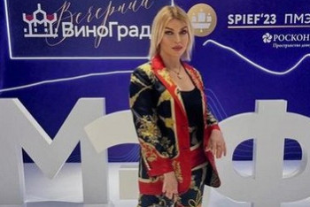 Фотография к новости: Попавшей в ДТП певице Ладе Дэнс стало хуже в больнице