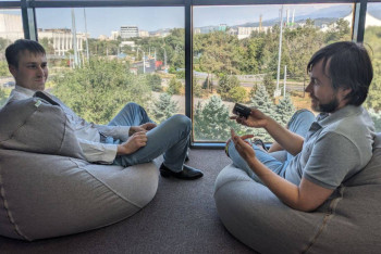 Фотография к новости: Российские релоканты рассказали, какие льготы они получают в Казахстане