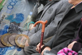 Фотография к новости: В Казахстане средний размер совокупной пенсии составил 120 923 тенге