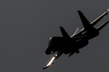 Фотография к новости: Самолёт Су-30 разбился в Калининградской области РФ. Экипаж погиб